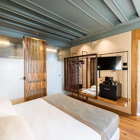 ホテル Domus Renier Boutique (adults Only) 5*