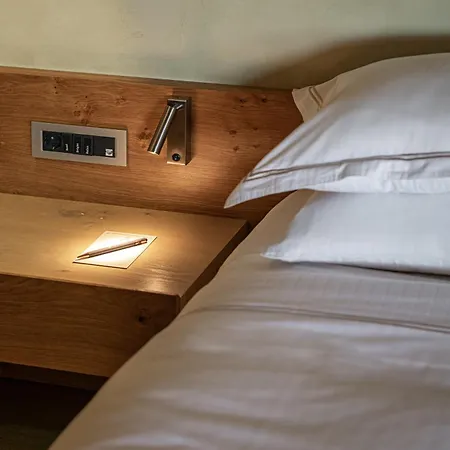 Otel Domus Renier Boutique (adults Only) 5*