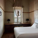 Otel Domus Renier Boutique (adults Only)