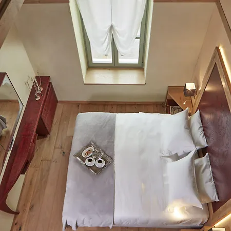 Domus Renier Boutique (adults Only) מלון